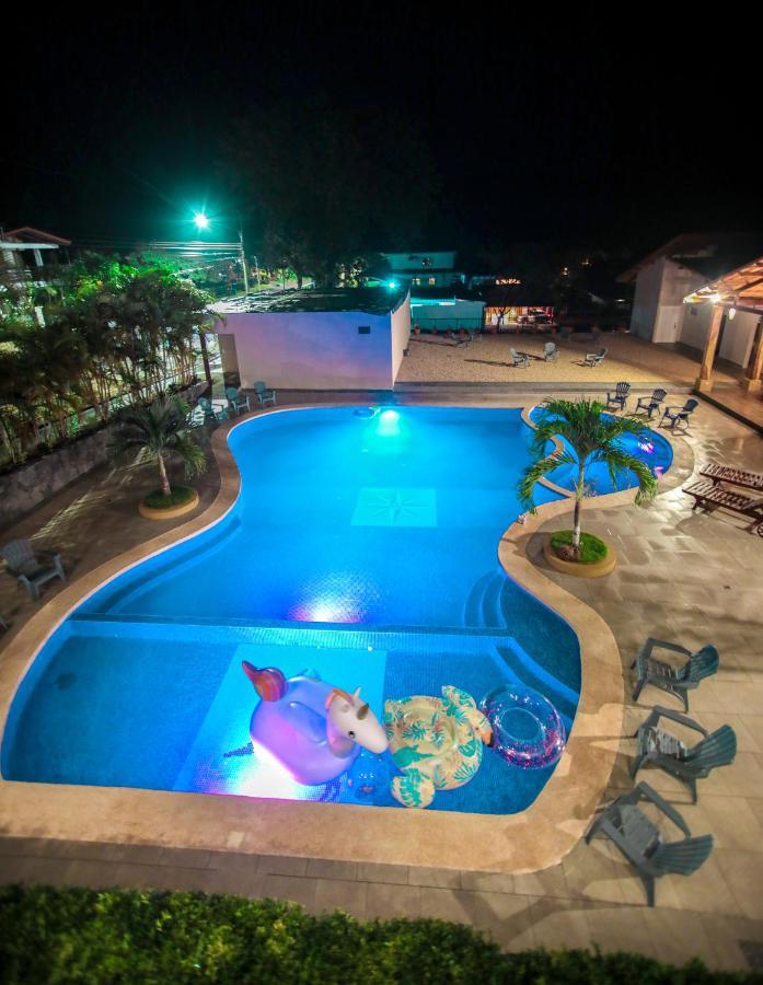 Hotel Amira Puerto Carrillo Exteriér fotografie